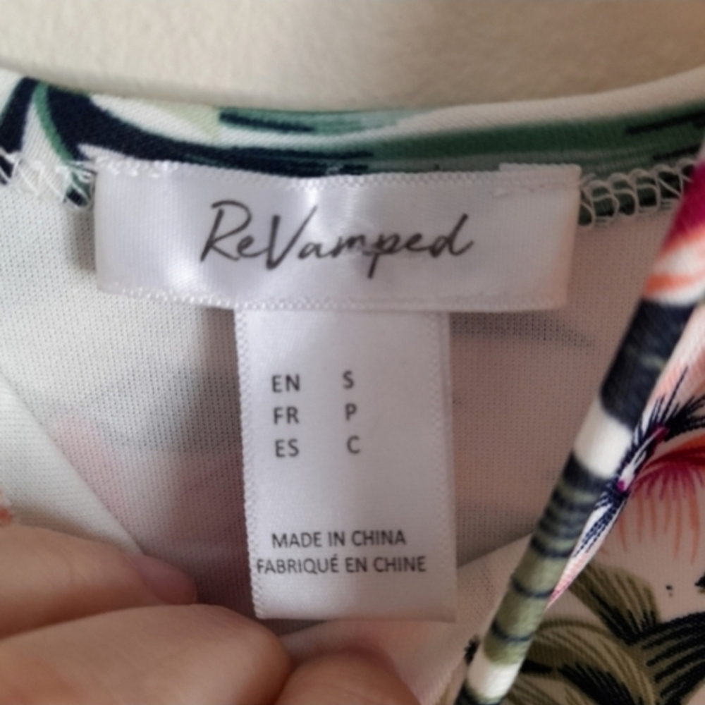 Revamped Tropical Print Dress Size Small - Picture 2 of 4